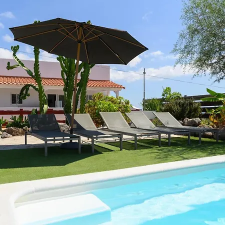 7 Moons B Peace And Pool Holiday home