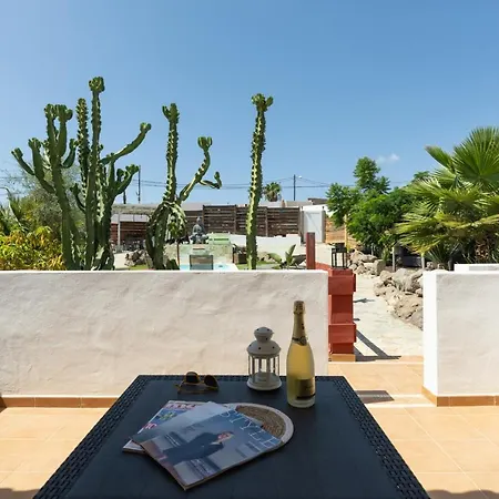 7 Moons B Peace And Pool San Bartolome de Tirajana (Gran Canaria)